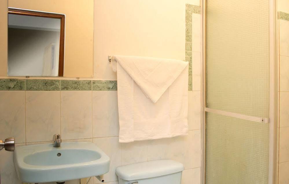 Hotel Manantiales El Salvador 산살바도르 외부 사진
